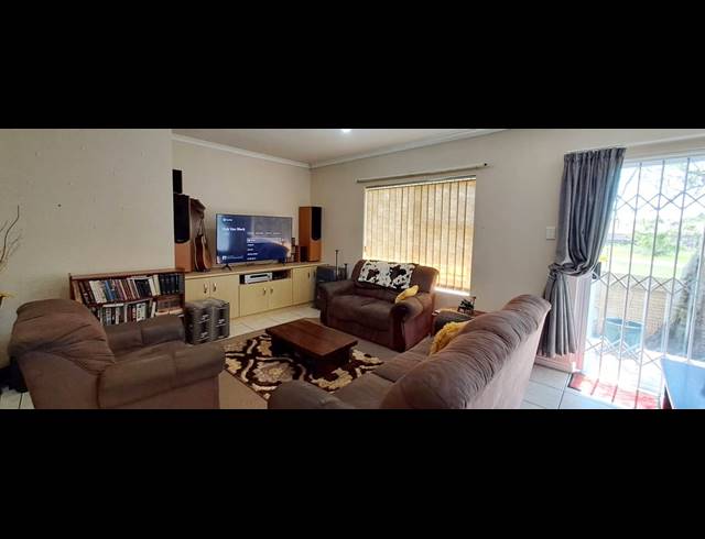 3 BEDROOM TOWNHOUSE RENTED IN PROVIDENTIA